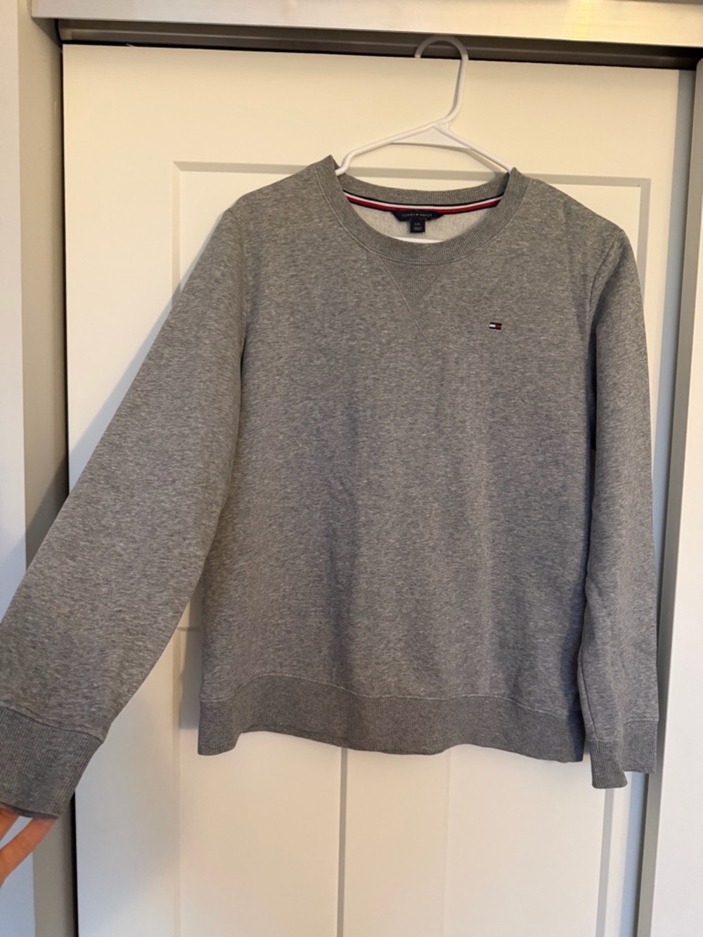 Tommy Hilfiger Gray Crewneck Sweatshirt with Flag Logo